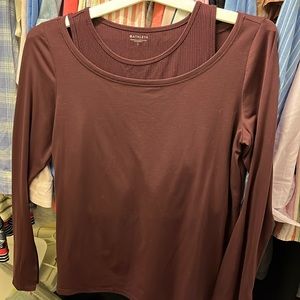 EUC Large Athleta Top with Ribbed Tank inside